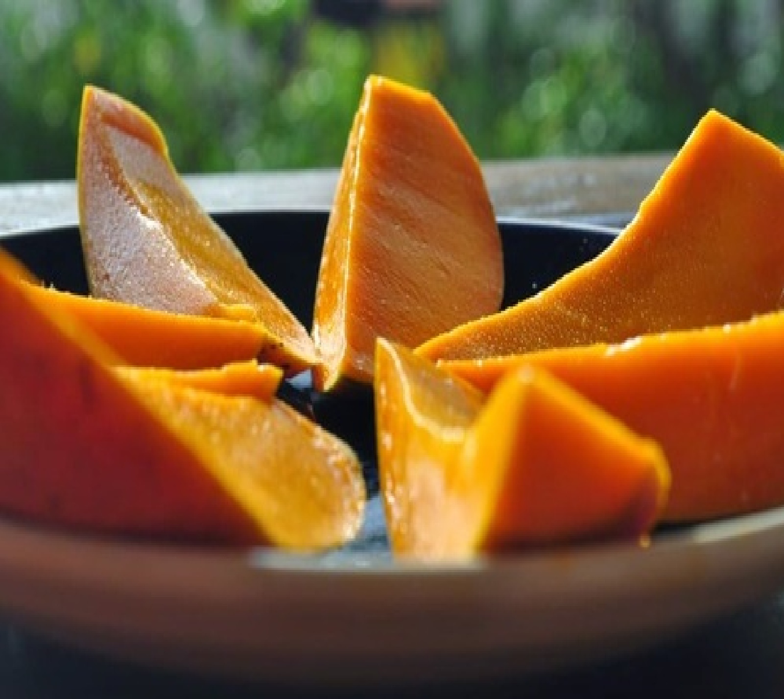 Frozen Alphonso Mango Slice